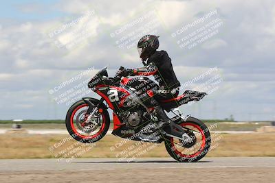 media/Apr-26-2024-TrackDaz (Fri) [[c4b677d280]]/B Group/120pm (Wheelie Bump)/